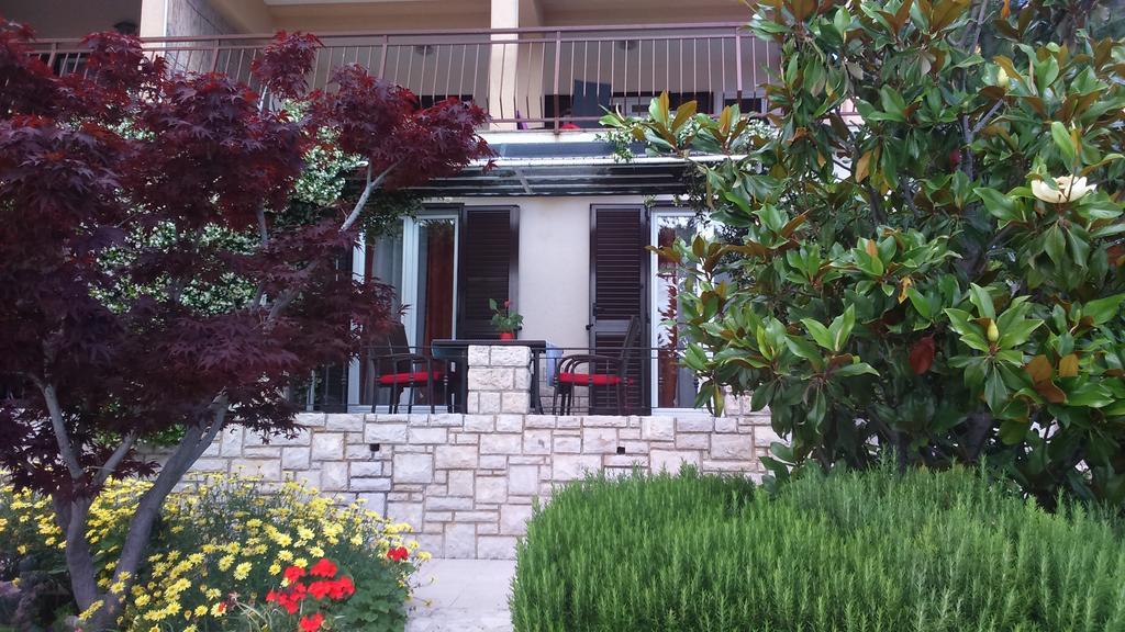 Apartments Silmare Rabac Exterior foto